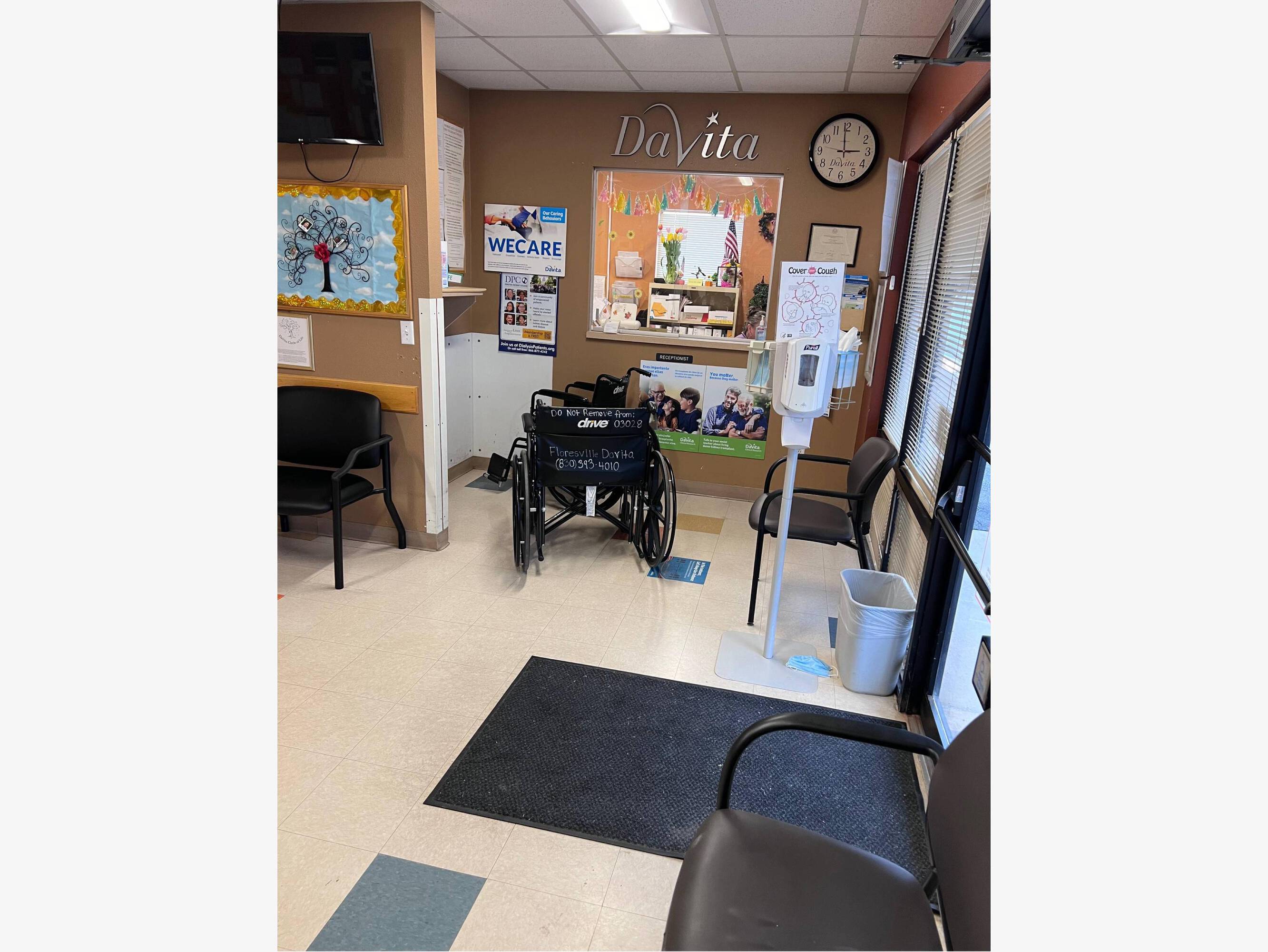 Office for Sale in Floresville Texas 78114